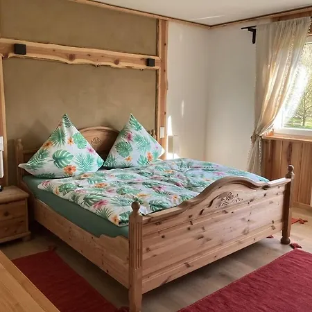 Úszó hotel Holiday Drei Muehlen Bad König
